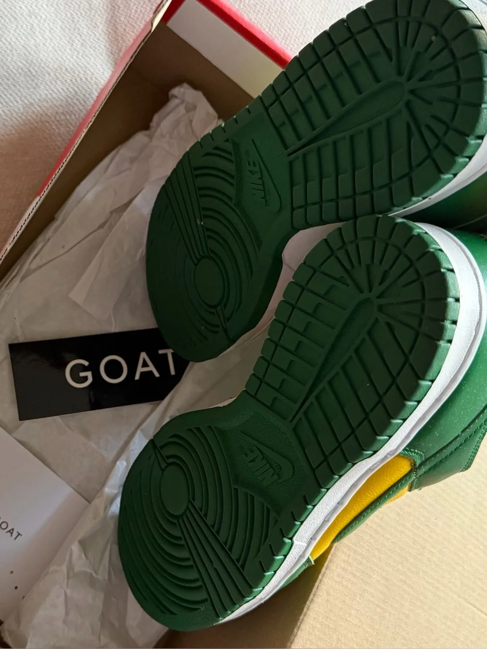 Nike Kids Green & Yellow Low-Top Sneakers with White Laces
